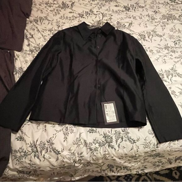 Prada size 42 Italian NWT silk top - Picture 8 of 8